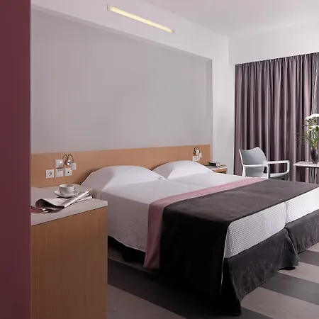 إيروتيل غالاكسي 4*