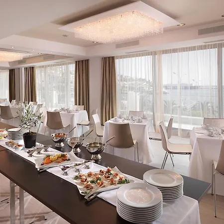 Airotel Galaxy Hotel