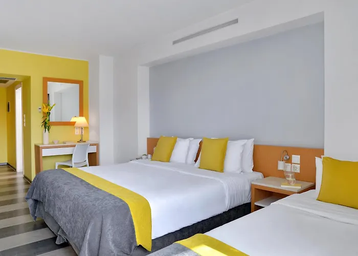 Hotel Airotel Galaxy 4*